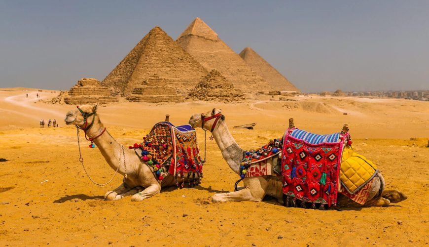 Pirámides de Guiza: Maravillas Eternas del Antiguo Egipto