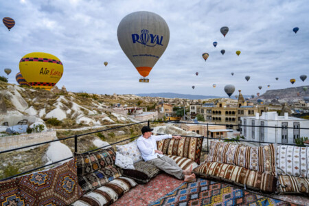 Gran Foto De Un Turista En Cappadocia Hot Air Balloon Ride